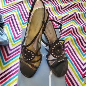 Nickels Soft Sandles - size 8.5M